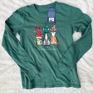 NWT- LIFE IS GOOD Long Sleeve Crusher Tee Christmas Gnome Cats